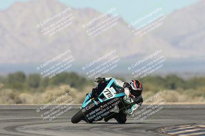 media/Jan-15-2026-Racers Edge (Thu) [[dfebeb70ab]]/2-A Group/Session 3 (Turn 16)/